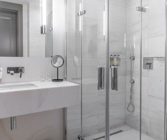 Люкс Повышенной Комфортности, H15 Boutique Hotel, Warsaw, A Member Of Design Hotels