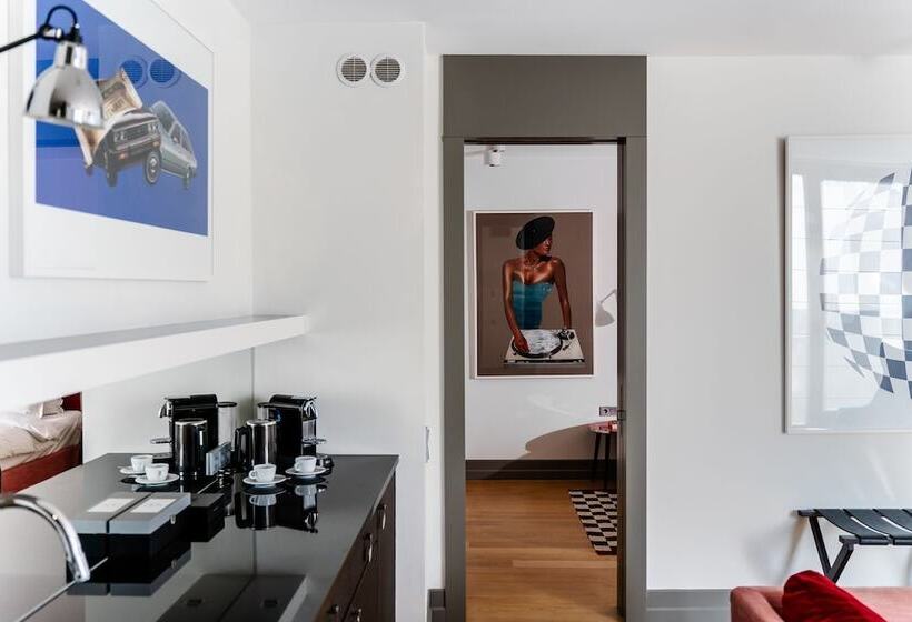 Люкс, H15 Boutique Hotel, Warsaw, A Member Of Design Hotels