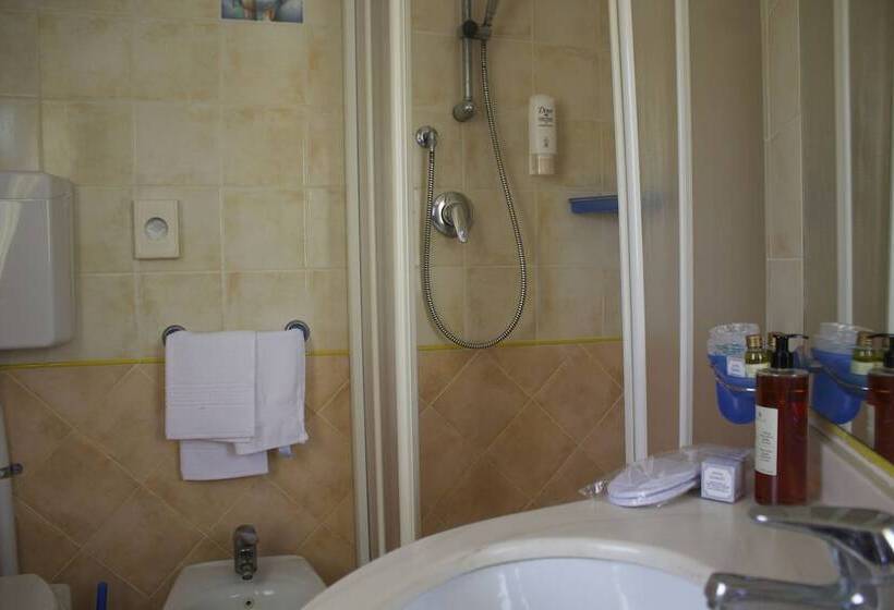 Апартаменты 1 Спальня, Residence Charles