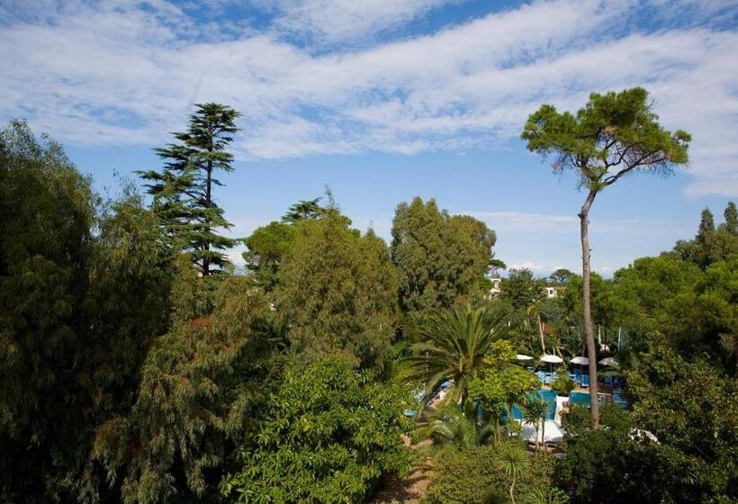 Номер Стандарт Трехместный, Central Park Terme