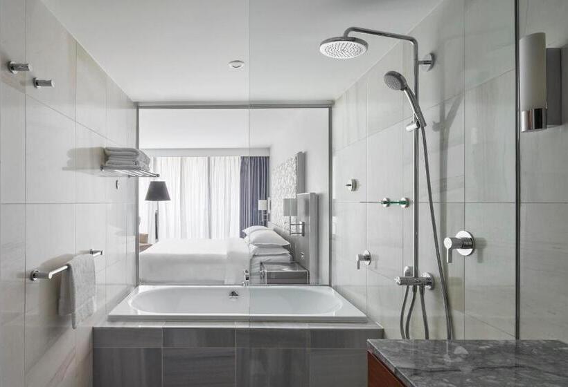 Люкс Кровать Кинг, Sheraton Melbourne