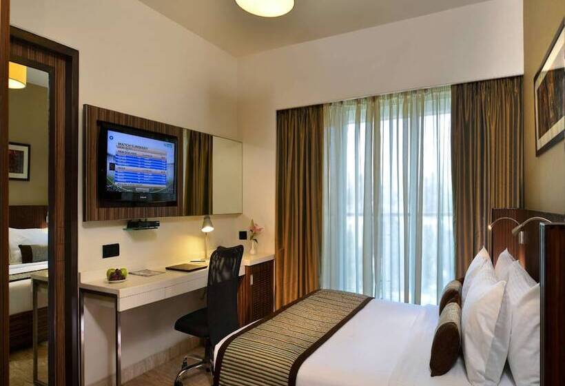 Номер Deluxe, Residency Sarovar Portico