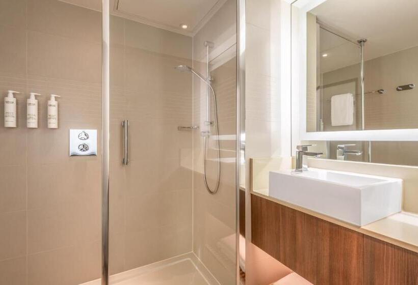 Номер Deluxe Кровать Кинг, Courtyard By Marriott Cologne
