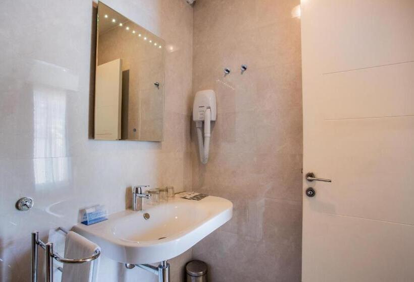 3-Bett-Standardzimmer, Pleter