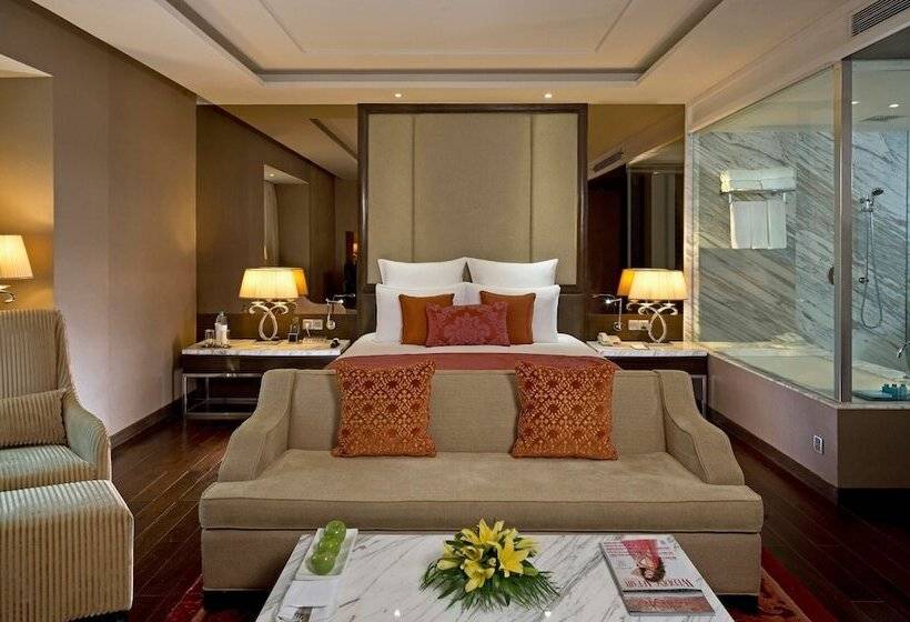 سوییت جونیور, Radisson Blu Jaipur