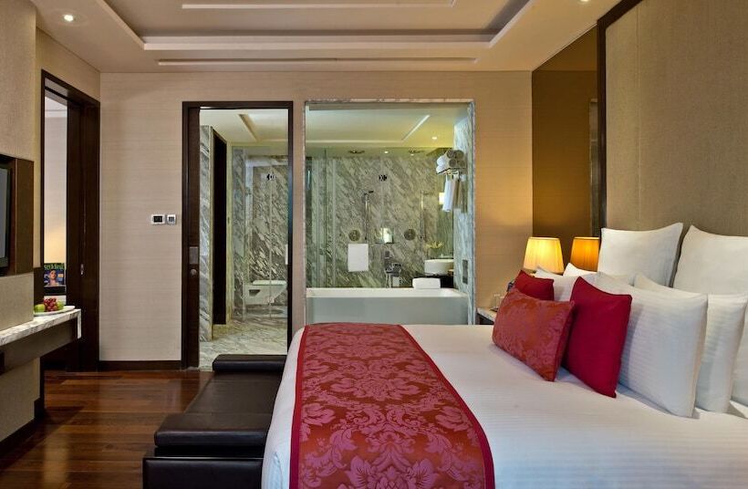 سوییت, Radisson Blu Jaipur