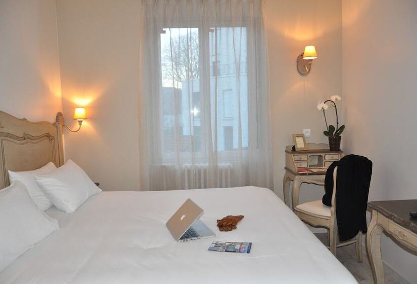 Номер Стандарт, The Originals Boutique, Hôtel Les Poèmes De Chartres