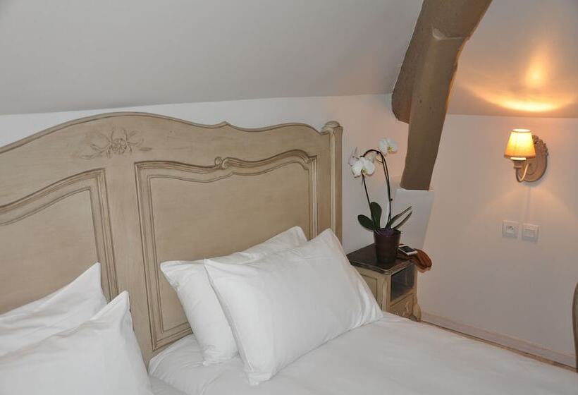 Номер Стандарт Трехместный, The Originals Boutique, Hôtel Les Poèmes De Chartres