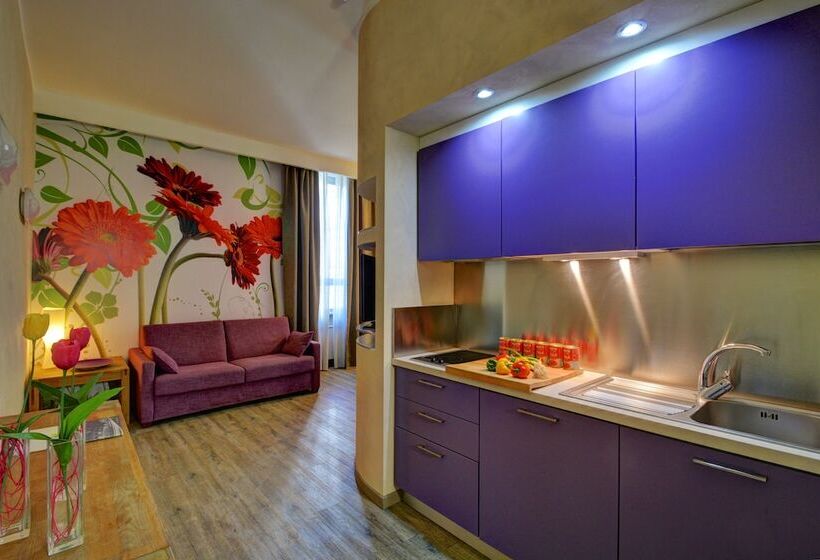 استودیوی لوکس, Residence Star