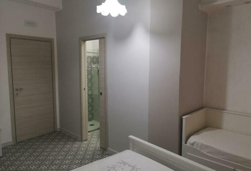 اتاق لوکس سه تخته, Le 3 Dee