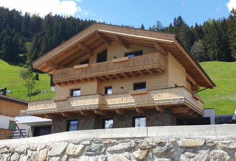 Апартаменты 1 Спальня с Видом, Chalet Ahornblick