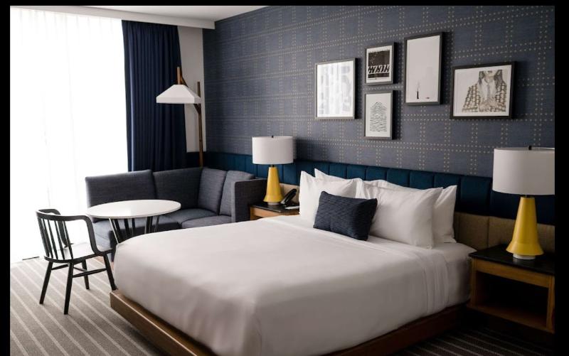 Номер Стандарт Кровать Кинг Адаптированный для Инвалидов, Cambria Hotel Boston Somerville