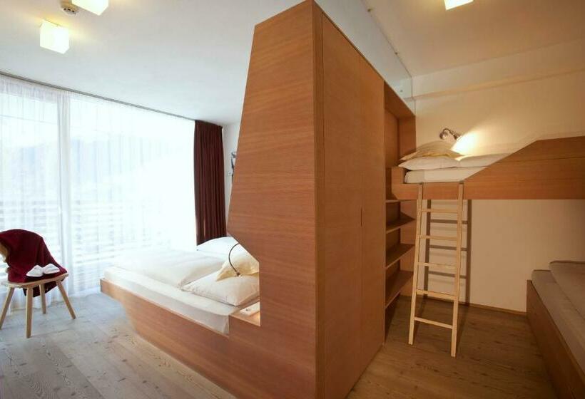 Apartamento 2 Dormitórios, Residence Königswarte Strata