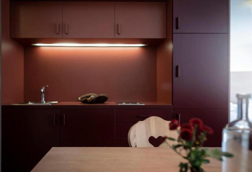 Apartamento 2 Dormitórios, Residence Königswarte Strata