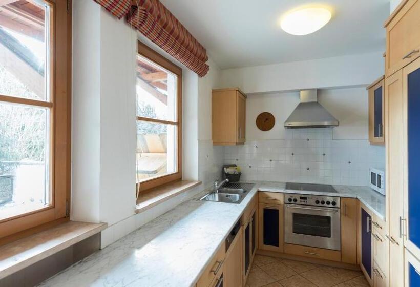 Apartamento 1 Dormitório com Terraço, Residence Königswarte Strata