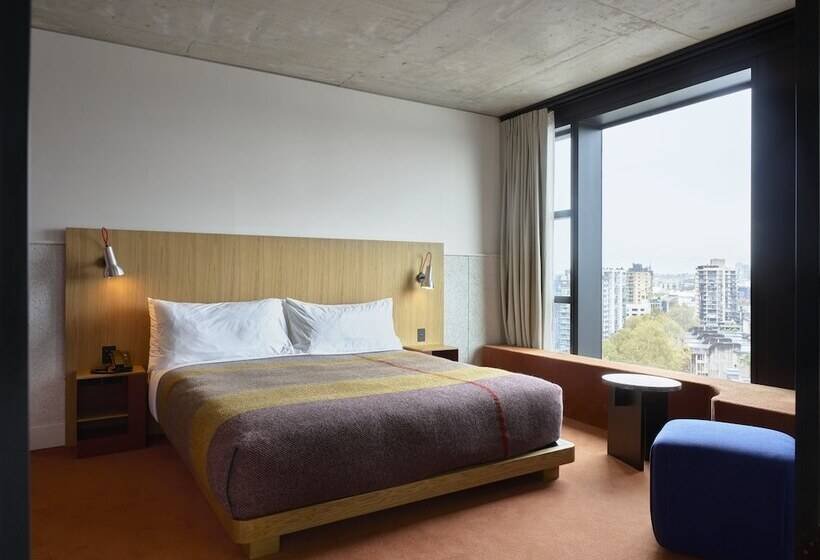 Люкс, Ace Hotel Sydney