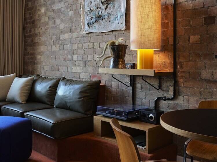Люкс, Ace Hotel Sydney
