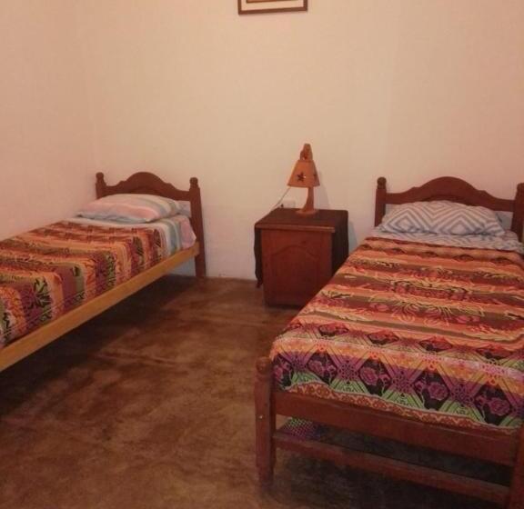 스탠다드 룸 공동 욕실, Hostal Lupita