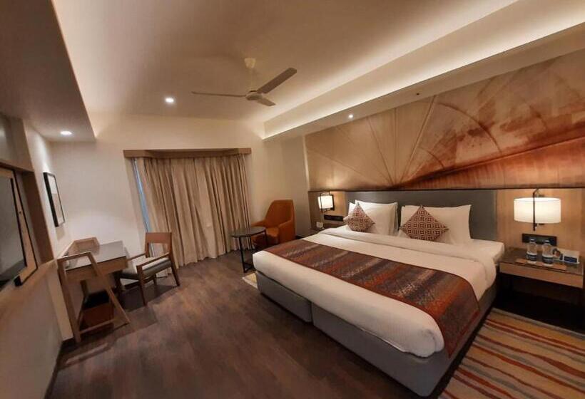 标准间, Grand Sarovar Portico, Latur