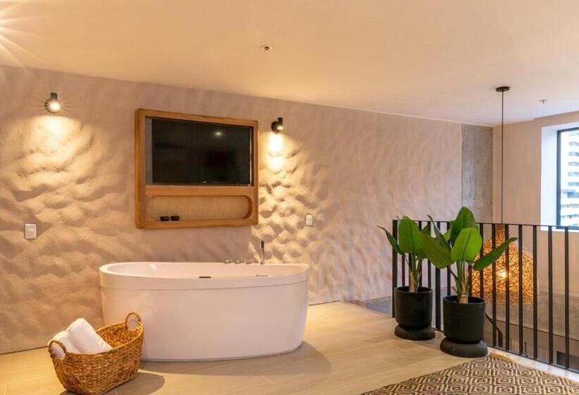 Suíte Deluxe Cama King, Landmark