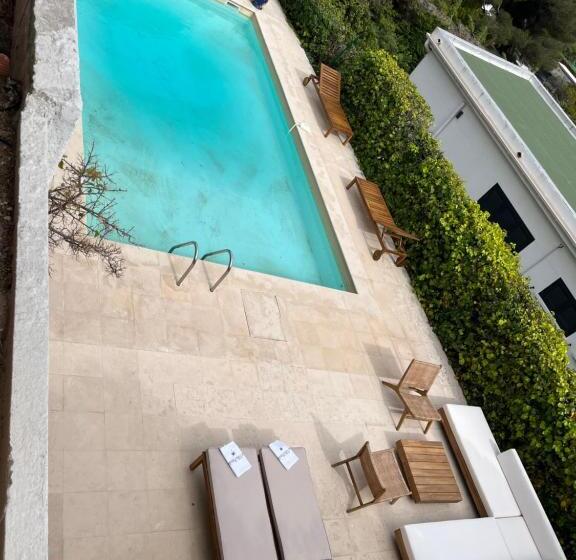 Номер Deluxe Вид на Море, Villa Paradis