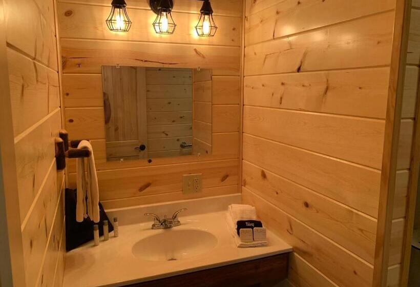 Люкс, Waterview Lodge By Amish Country Lodging