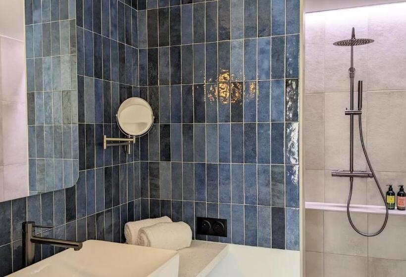 Четырехместный Номер Стандарт, Maison Juste