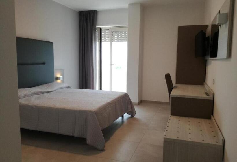 Номер Deluxe Вид на Море, Nuovo Hotel Settibi 20m Dalla Spiaggia