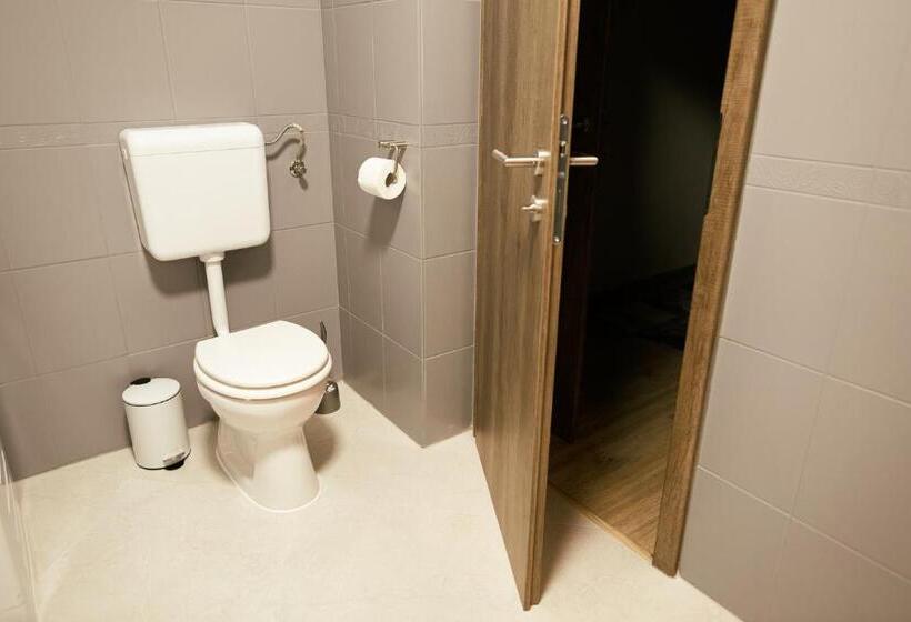 Номер Deluxe, Munkácsy Villa   Szekszárd