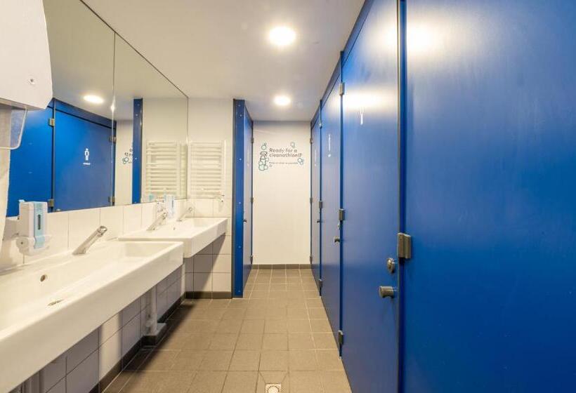 Lit en Chambre Commune, Ucpa Sport Station Hostel Paris