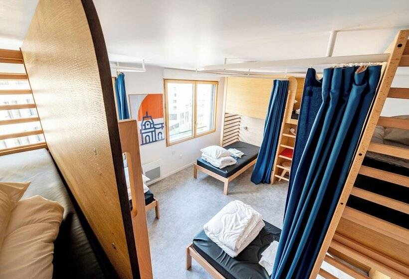 Chambre Familiale, Ucpa Sport Station Hostel Paris