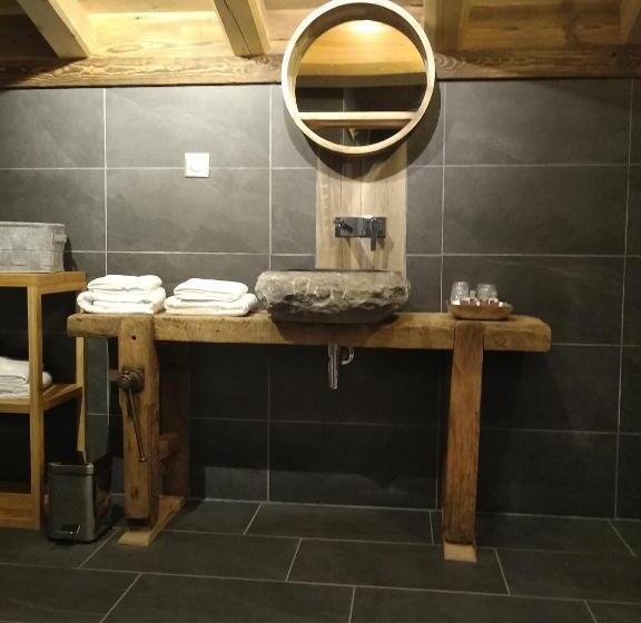 اتاق استاندارد چهار تخته, Chambres Et Tables D Hôtes Le Choton à Nono   Col Du Joly Beaufortain