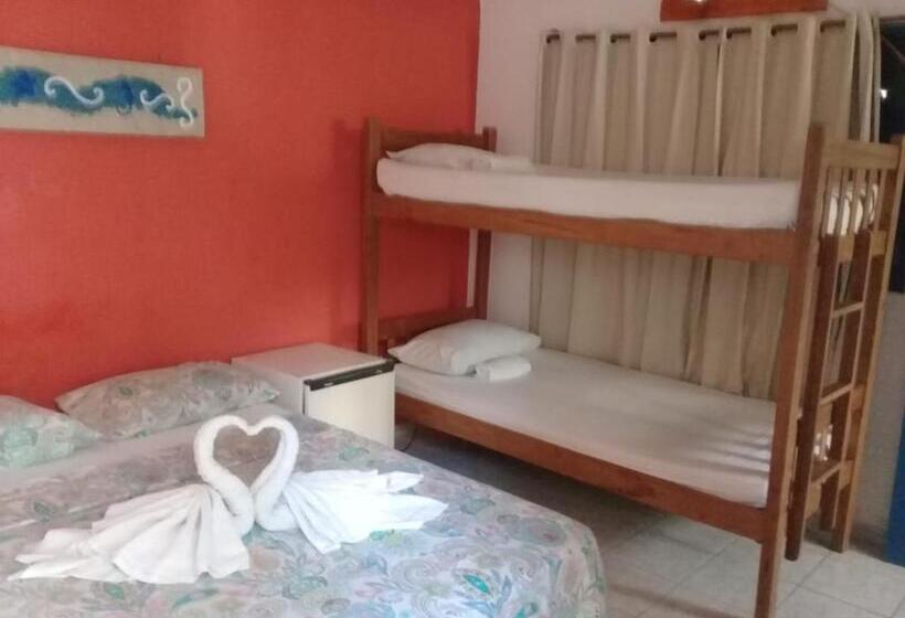 اتاق استاندارد چهار تخته, Blue Hostel