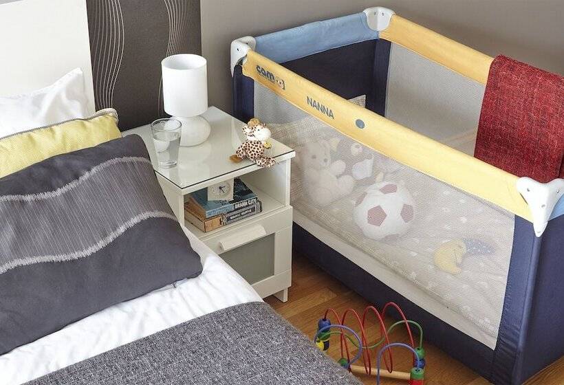 스탠다드 스튜디오, 7seasons Apartments Budapest
