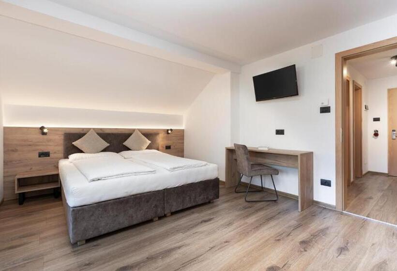 标准工作室, Family Aparthotel Winklwiese