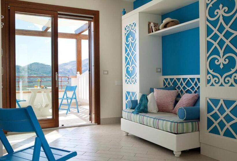 Апартаменты 1 Спальня Вид на Море, Residence Il Porto