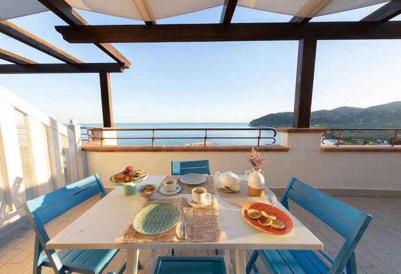 Апартаменты 1 Спальня Вид на Море, Residence Il Porto