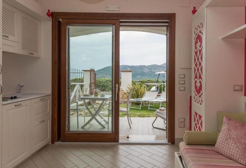 Апартаменты 2 Спальни Вид на Море, Residence Il Porto