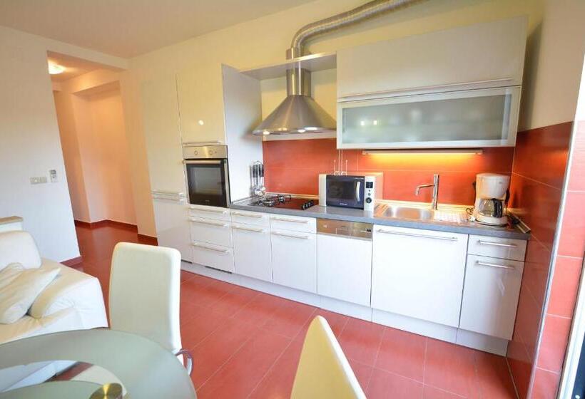 带2个卧室的公寓, Villa Avantgarde