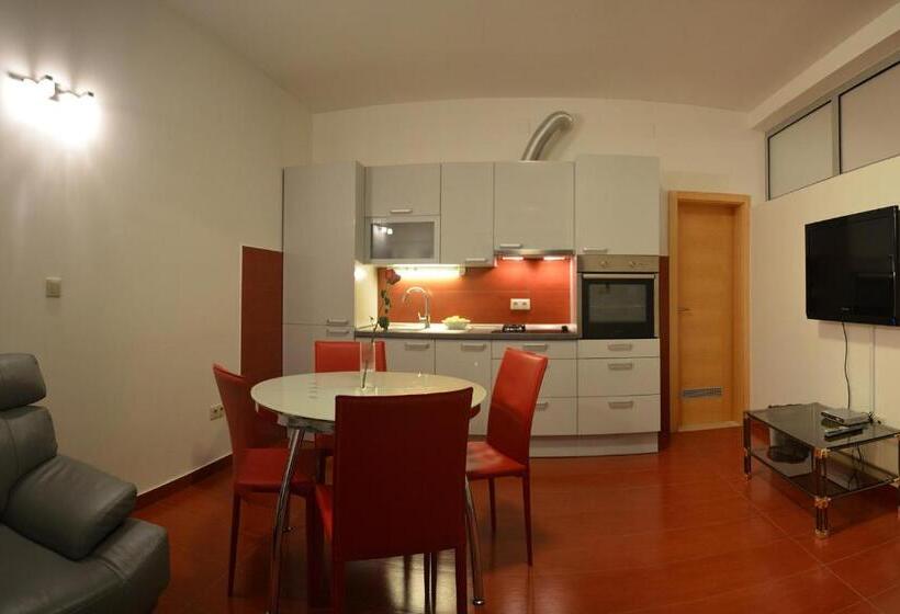 Апартаменты Superior 2 Спальни, Villa Avantgarde