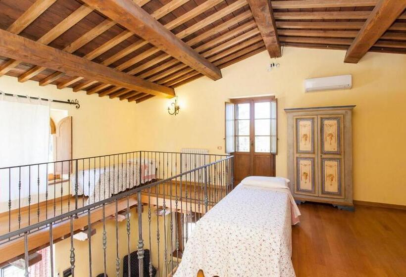 Вилла 4 Спальни, Podere Caldaruccio La Pineta