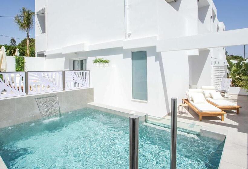 Люкс с Бассейном, Casastavris   Aparts & Pool Suites