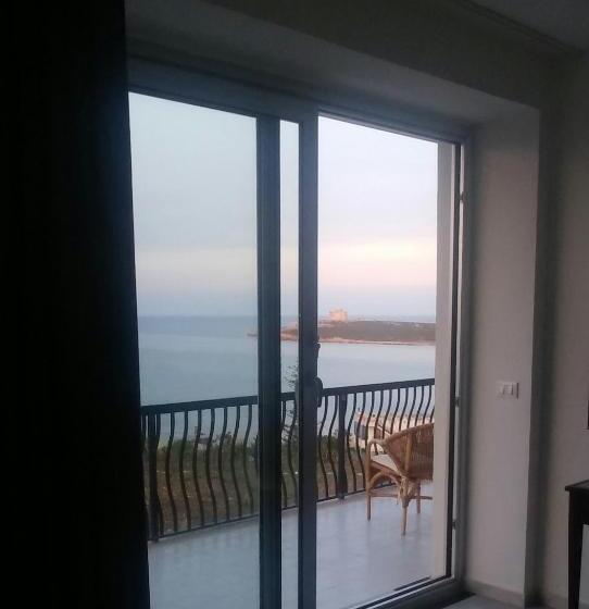 Номер Стандарт Вид на Море с Балконом, B&b Aquila Reale