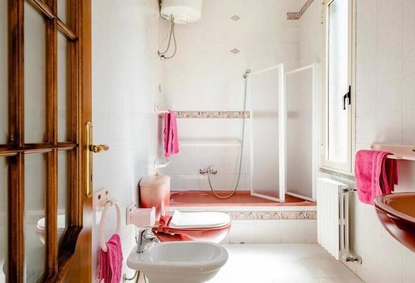 Quarto Standard Banheira Exterior, B&b Maison Rosetta Iun E4948