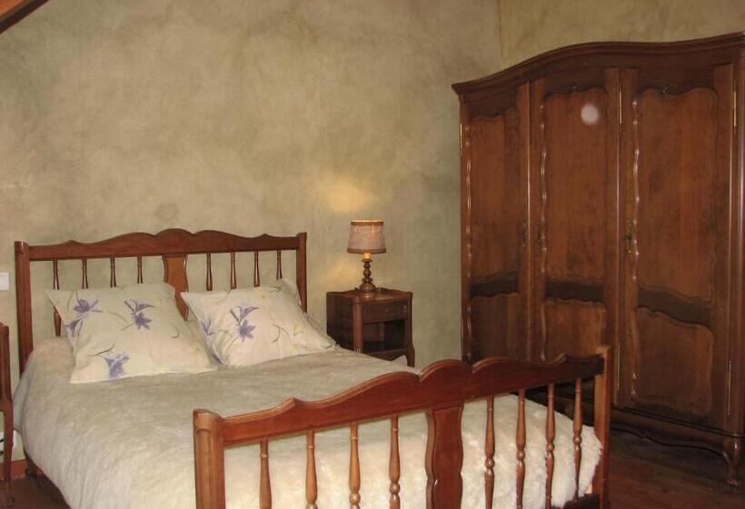 Standard room with outdoor bath, Le Deyran