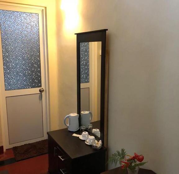 Трехместный Номер Deluxe, Crystal Point Weligama