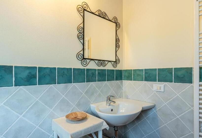 Номер Стандарт Трехместный, Room In Farmhouse   Apartment In Farmhouse Casolare Dei Fiori