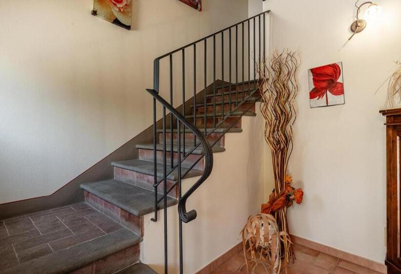 Дом 2 Спальни, Room In Farmhouse   Apartment In Farmhouse Casolare Dei Fiori