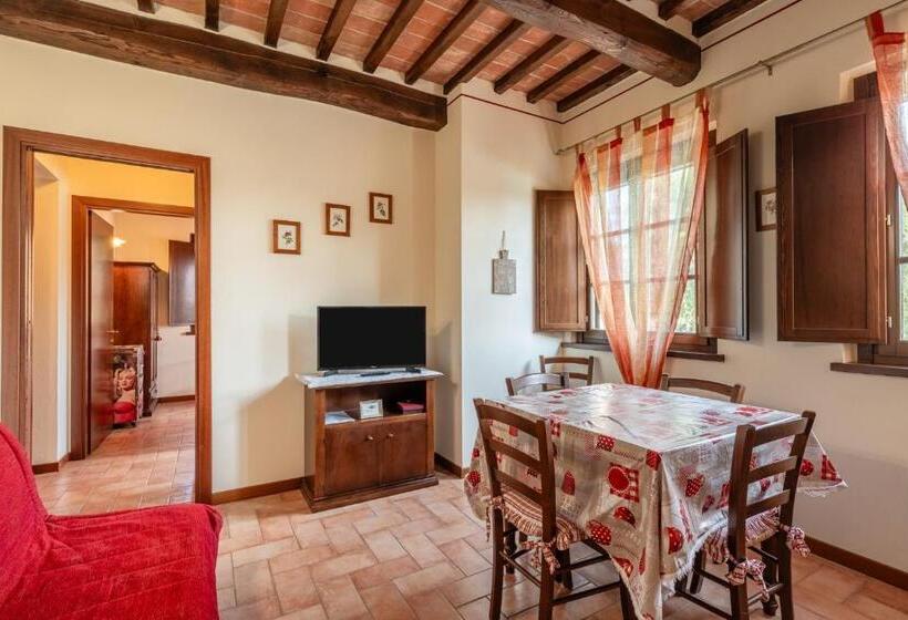 Дом 2 Спальни, Room In Farmhouse   Apartment In Farmhouse Casolare Dei Fiori