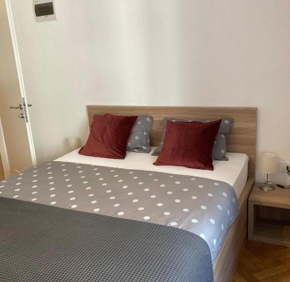اتاق استاندارد, Twix Rooms